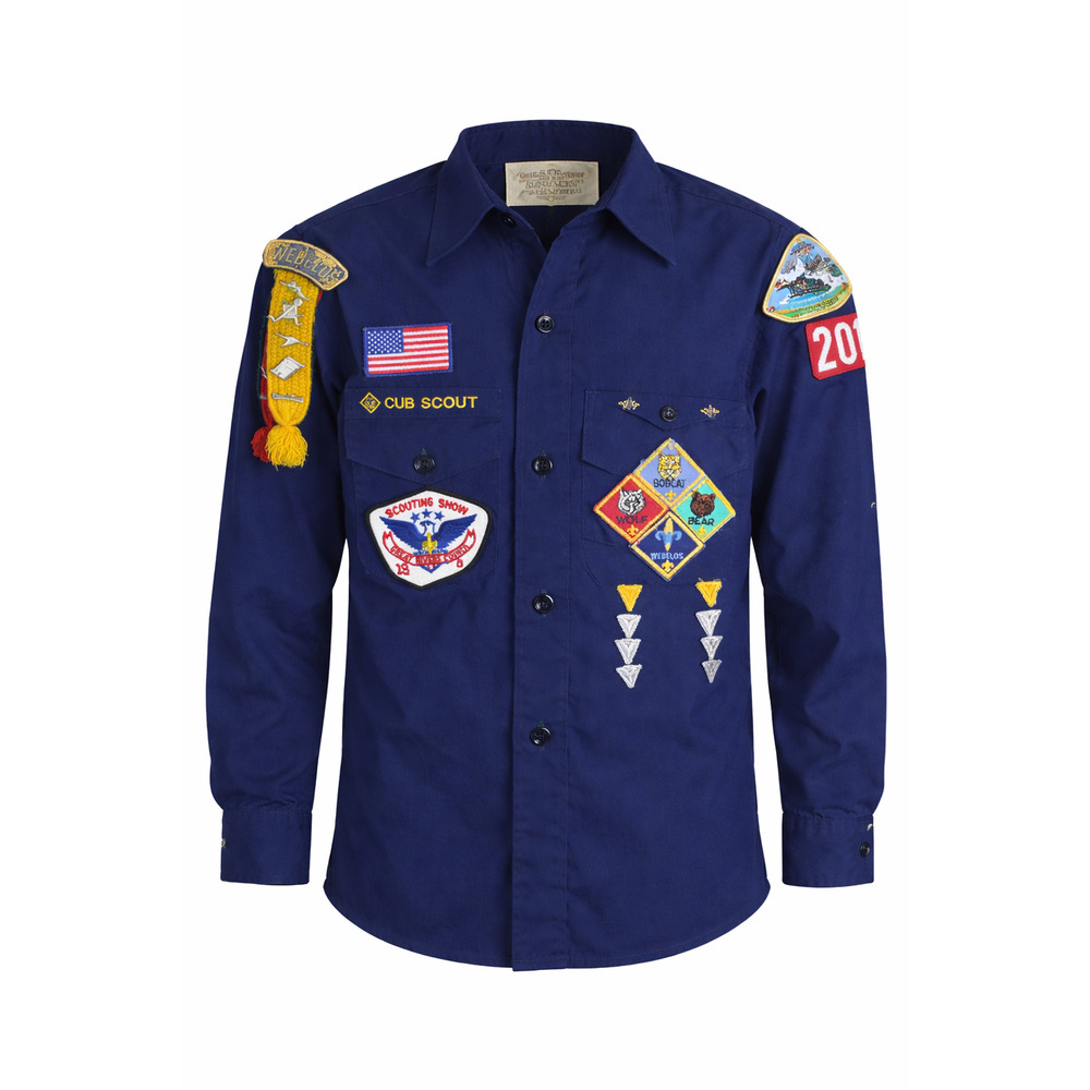 Vintage 80's Boy Scouts of America Cub Scout Uniform Shirt Patches USA Yth M